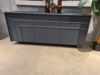 Minotti Italia Gessolina Sideboard Anthrazit - Einzelstück – Grafik-1.