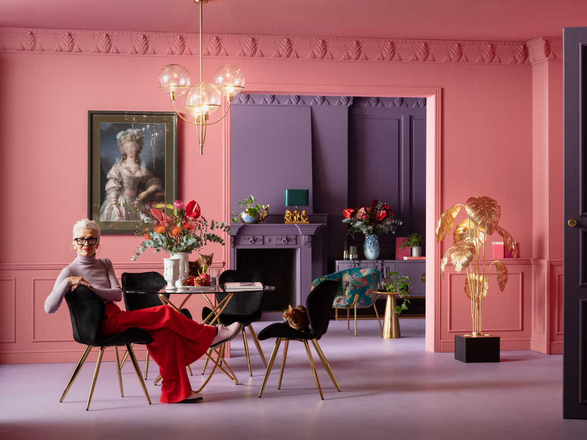 Möbel im Rokoko Stil.