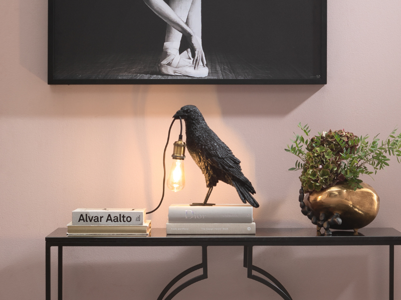 Handgeschnitzte Tierfigur Deko | Schreibtisch-Dekoration In Schwarz/Weiß/Rot