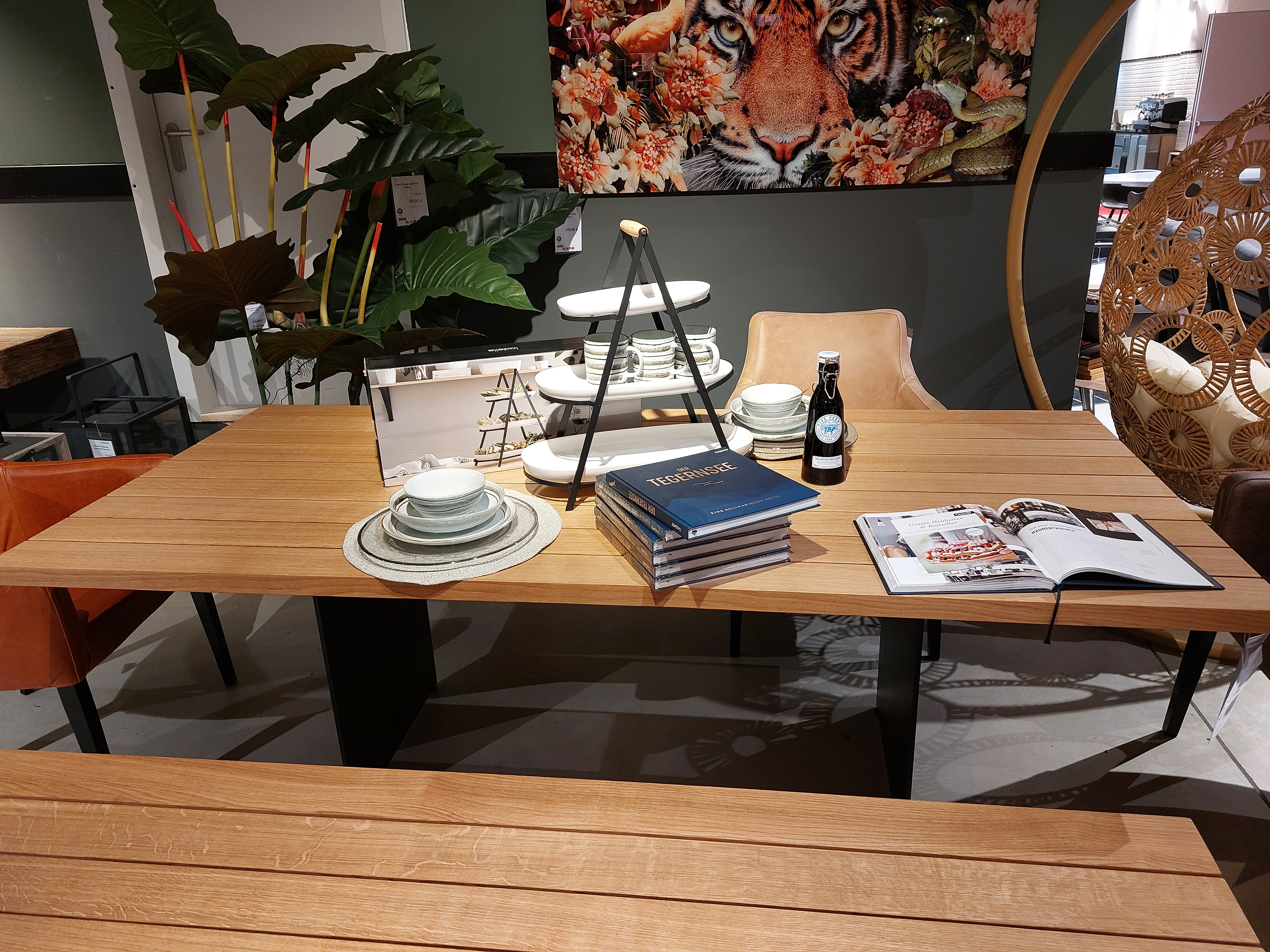 Tisch und Bank von ASCO – Grafik-1.