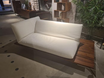 Sofa Akito von Bullfrog – Grafik-1.