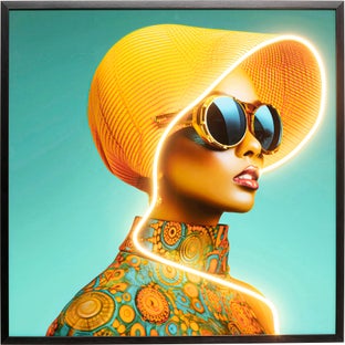 Gerahmtes Bild Sun Hat Woman Gelb LED 80x80cm – Grafik-1.
